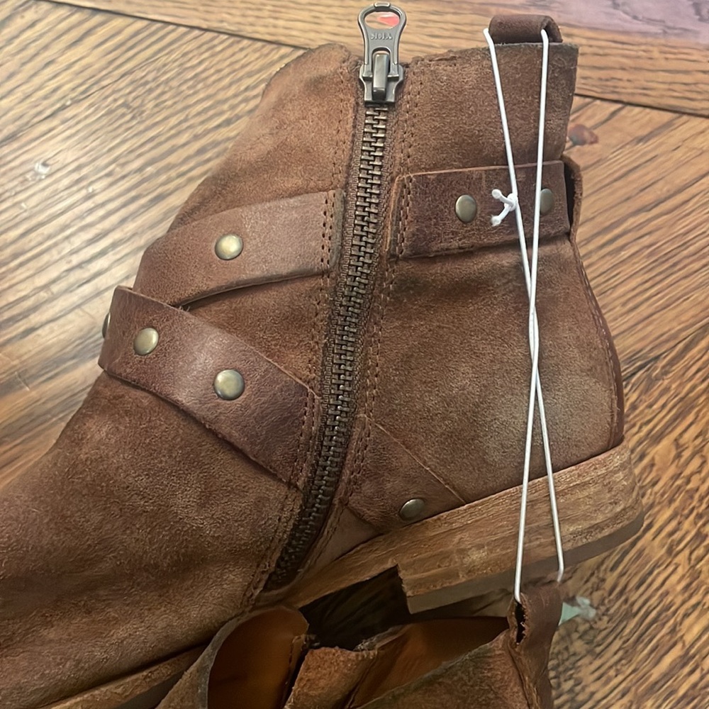 !!SALE!! Kork-Ease Brown Suede Ankle Boots - Picture 4 of 9